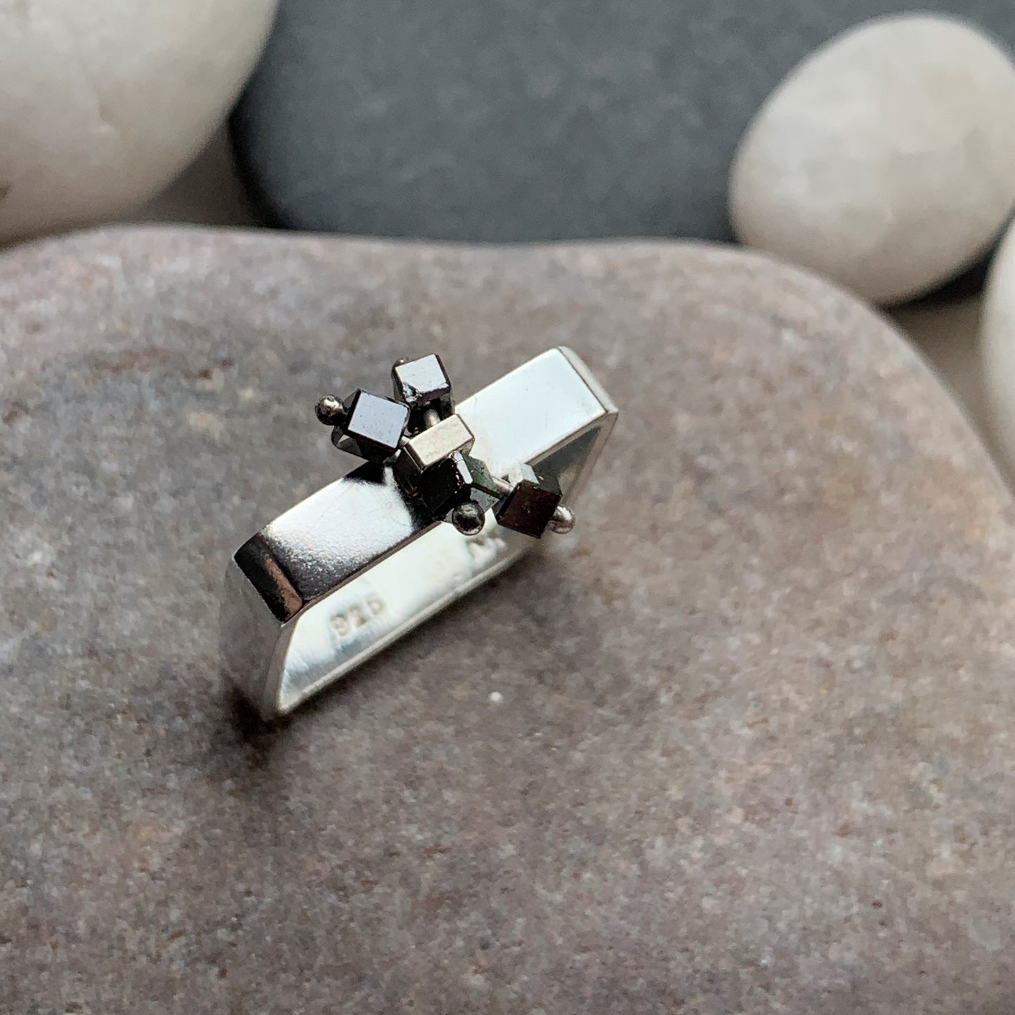 Criss-cross Black Rough Diamond Square Ring