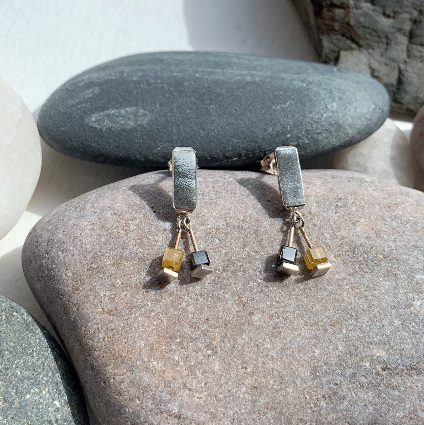 Abacus Single Bar Double Rough Diamond Dangly