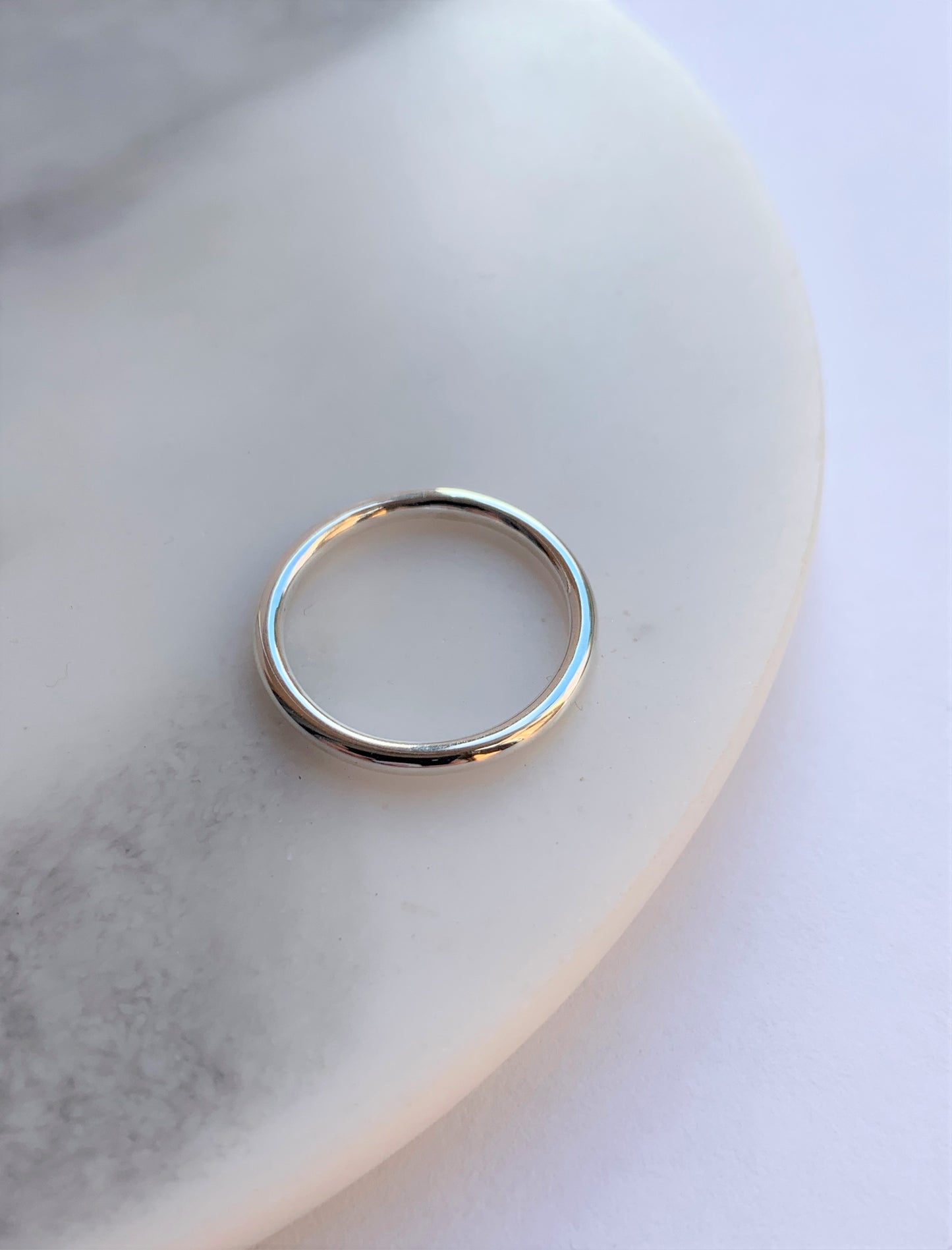 Classic Round Silver or Gold Plain Band